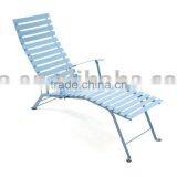 Chaise Lounge thumbnail-1