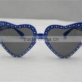 Heart-Shaped Party Glasses thumbnail-2