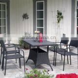 Simple Dining Coffee Chair With Black Color