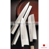 Easy to Use and Durable Damascus Knife Kitchen Knife With Razor-edge Made in Japan thumbnail-3