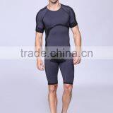 Seamless Mens Gym Compression Bodybuilding T-shirt and Seamless Tights thumbnail-1