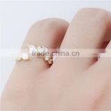White Copper Open Rings Gold Plated Leaf thumbnail-1