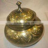 Metallic Decorative Pot thumbnail-1