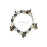 Beautiful Glass Bead Bracelet thumbnail-1