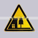 Hot Sale OEM Accepted Reflective Style And UV Printed Type CustomTriangle Metal Aluminum Safty Road Sign thumbnail-1