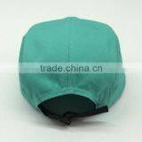 Wholesale Custom Flat Brim Green Camper Caps And Hats Woven Label Logo At Front Panel Nylon Strap With Plastic Buckle thumbnail-3