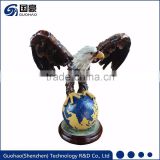 Customized decorative polyresin outdoor eagle statue for garden decor