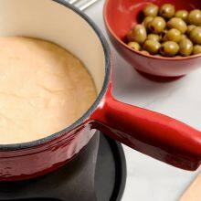 Best Selling Cookware Caquelon Cast Iron Fondue Pot 23 cm Suitable for Induction Cookers thumbnail-3