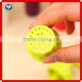 Garlic Press Peeler Crusher Presser Twist Kitchen Helper Gadget Cutter Hand Tool thumbnail-4