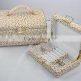 Gift Box thumbnail-1