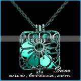 Plating Platinum+Sky Blue Luminous Fahion Luminous Stone Necklace Essential Oil Diffuser Glow in the Dark Necklace thumbnail-5
