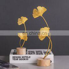 Nordic simple light luxury iron ginkgo leaf furnishings creative home table soft decoration metal handicraft