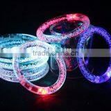 Yiwu Hot Selling Low Price Consert Using Profitional Gift Colorful LED Acrylic Flash Wristband thumbnail-3