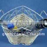 Heart shaped rattan weaving wire storage pen holder