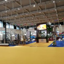 Semi-Automatic Beer Can Filling Machine With 0.5-2L Adjustable Volume thumbnail-1