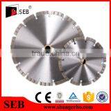 Hot Pressed Segmented Diamond Saw Blade for Reinforced Concrete thumbnail-1