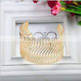 Gold Female Metal Cuff Design Hollow Bangle Wide Metal Cuff Bracelet Bangle for Women thumbnail-3