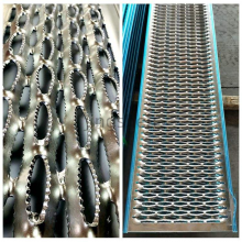 Anti-slip Perforated Plate Perforated Metal Stair Treads With Alligator Mouth Holes for Anti-slip Surface thumbnail-2