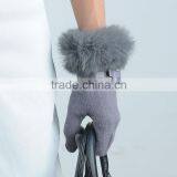 Touch Screen Grey Color Wool Gloves thumbnail-1