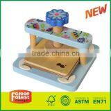 Wooden Flower Press thumbnail-1
