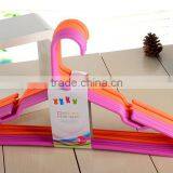 pp Material Skirt Hanger thumbnail-3