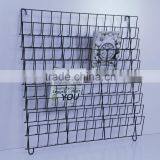 Dubai Wholesale Custom Wrought Iron Commercial Wall Mount Metal Magazine Rack thumbnail-2
