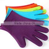 Oven Usage and Slip-resistant Design Silicone Oven Gloves With Fingers thumbnail-4