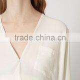 Sexy v Neck Maternity Fashion Blouses Maternity Wear With Front Pocket thumbnail-4