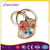 Low Price Frame Alloy Wholesale Heart Shaped Colorful Key Chain thumbnail-1