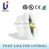 Twist-lock Photo Controller