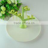 Cheap Stock Porcelain Round Dessert Ceramic Plate With Plastic Stick Wholesale thumbnail-1