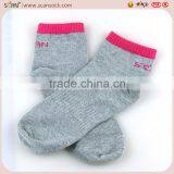Factory Cotten Hot Sale Cute Grey Color Women Socks Red Color in the Welt thumbnail-4