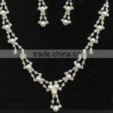 European and American Fashion Simple Imitation Pearl Women Necklace Set thumbnail-2