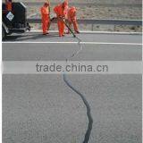 Bituminous Glue Material Crack and Joint Sealants Road Pouring Glue thumbnail-5