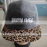 Wool Material Leopard Flat Top Cap thumbnail-1