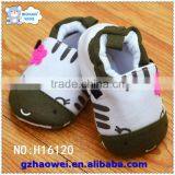 Cute Smiling Cat Printed Baby Shoes thumbnail-1