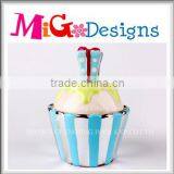 China Dolomite Special Gift Lid Cupcake Shaped Cookie Jars Wholesale thumbnail-1