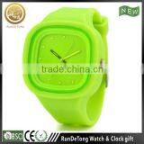 Bright Color Fashionable Square Case Silicone Rubber Watch thumbnail-1
