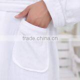 OEM White Lucxury Cotton Bathrobe for Men thumbnail-6