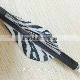 Striped Plastic Vanes Carbon Arrows With Pin Nocks thumbnail-4