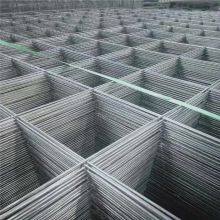 Hot Dipped Galvanized Welded Wire Mesh Panel for Construction Fencing thumbnail-2