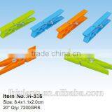 Plastic Clothes Pegs thumbnail-4