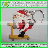 China Factory Wholesale Silicone Father Christmas Keychain for Child thumbnail-1