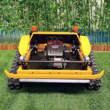 Vigorun VTLM800 Cordless Petrol 9.2Kw 452cc Single Cylinder Self Propelled Industrial Grade Track-mounted Grass Crusher Working thumbnail-1