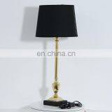 New Design Decoration Metal Desk Lamp and Modern Table Lamp