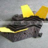 Ultra-portable 5-Channel Heavy Duty Rubber Cable Cover thumbnail-3