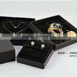 Luxury Velvet Jewelry Box Cardboard Packaging