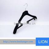 Lioncity V5017 Clothes Hanger thumbnail-1