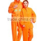 2016 factory price yellow plastic raincoat for workers