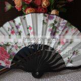 Chinese Handmade Folding Fan thumbnail-3